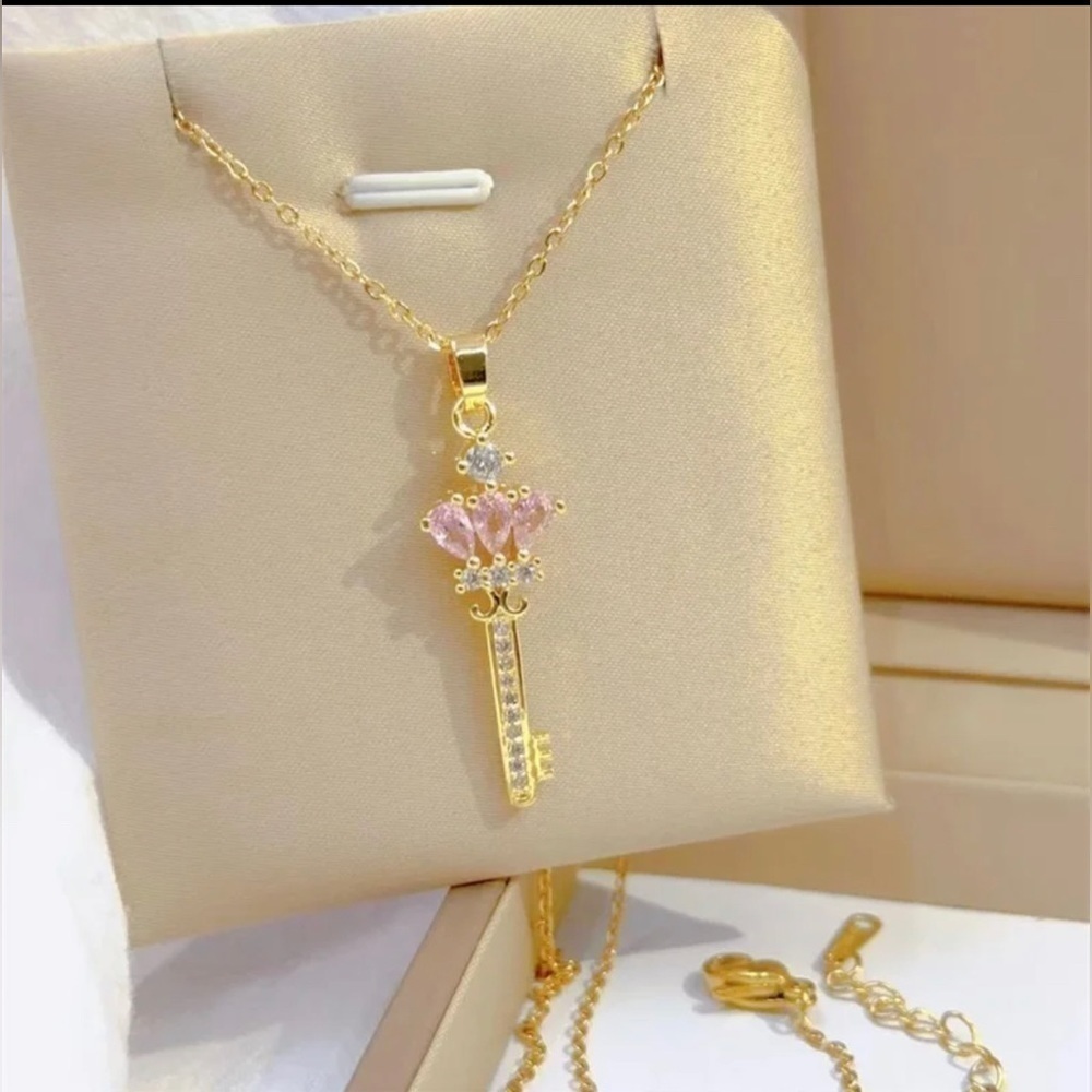 18K Gold  Key Pendant Necklace Simulated Diamond & Rose Quartz Inlay